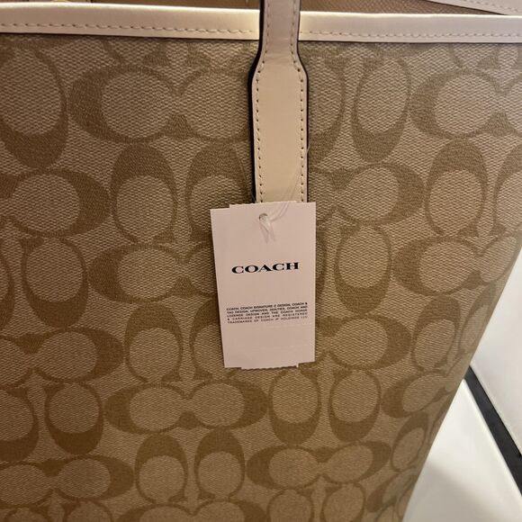 Coach Heart Print City Tote Signature Pink CP052 Bag Purse Handbag Laptop NWT - Picture 8 of 10